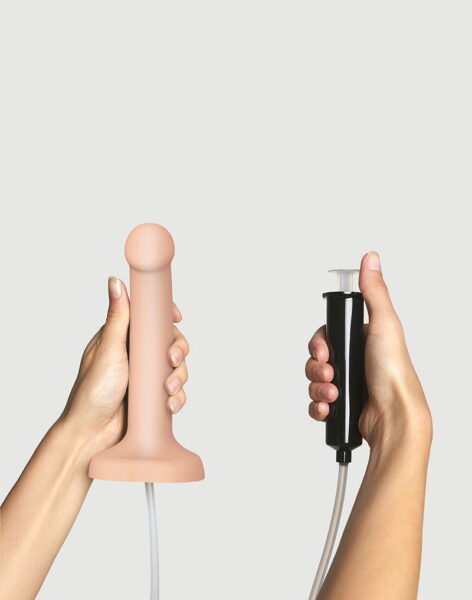 Alternative view of STRAP ON ME SILIKON SQUIRTING DIDLO NUDE S