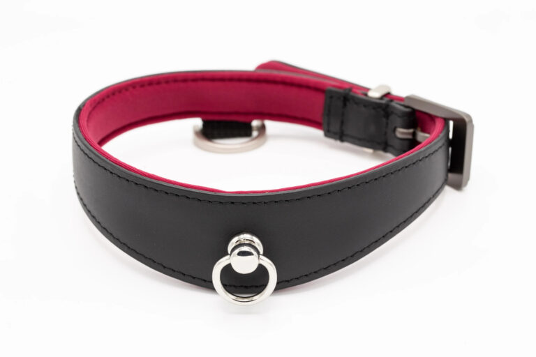 Black Swan Halsband Black Berry