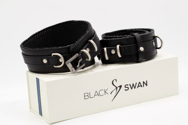 Black Swan Oberschenkel Fessel Black Passion – Bild 3