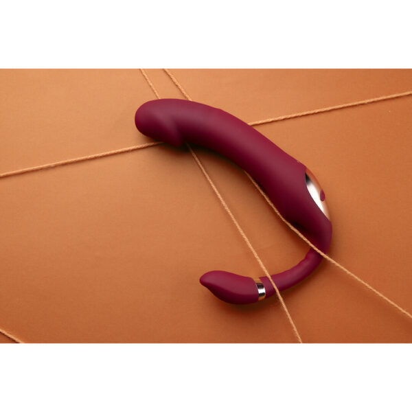 Loveline by Shots Biegsamer vibrierender halterloser Strap-on Vibrator - Merlot Grape – Bild 6