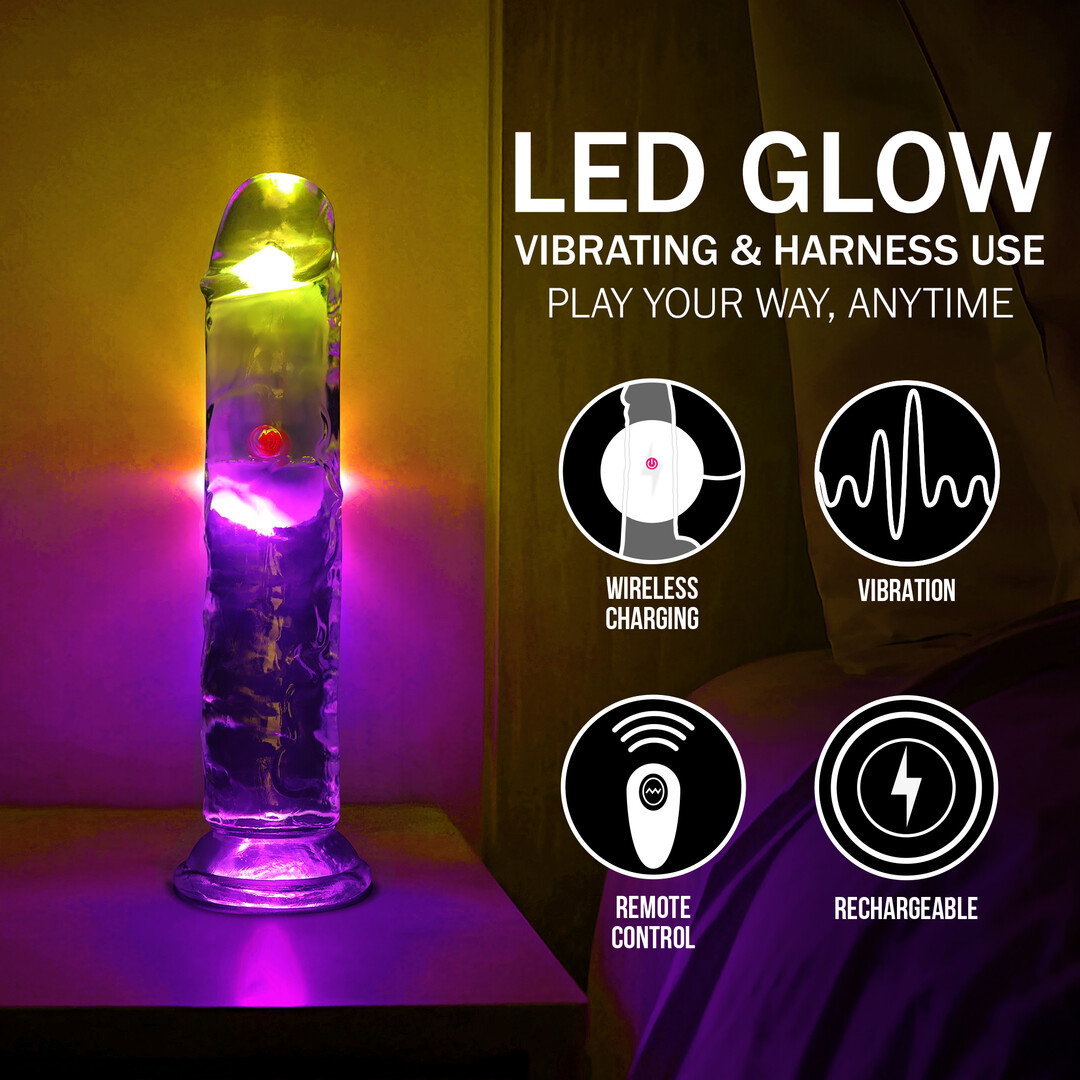 RealRock by Shots LED Vibrating Gerader Penis - 7 / 18 cm - Transparent – Bild 6